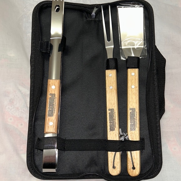 Grill Set - Picture 1 of 3